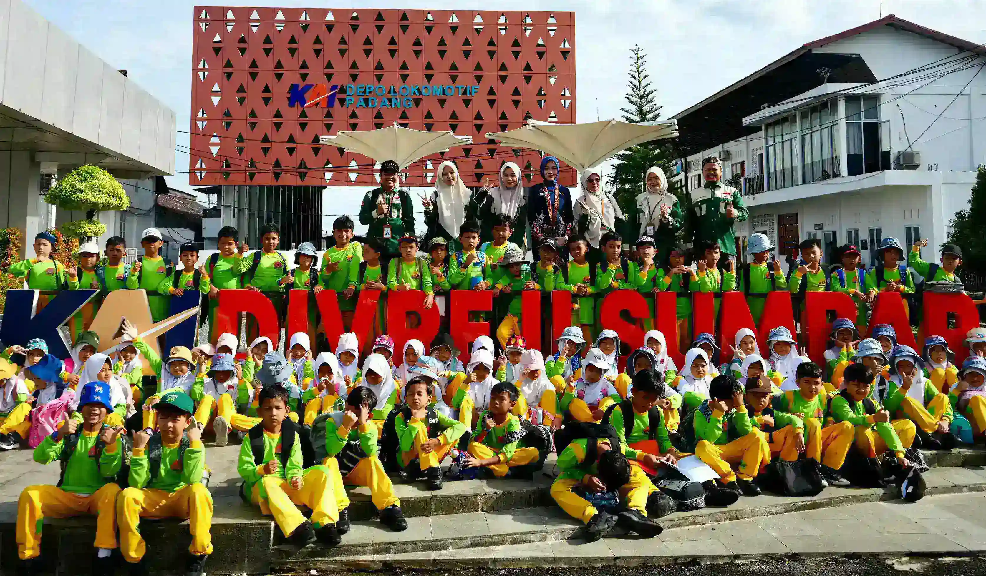 KAI Divre II Sumbar Hadirkan Layanan Kereta Api Ramah Anak, Edukasi Transportasi Publik Sejak Dini